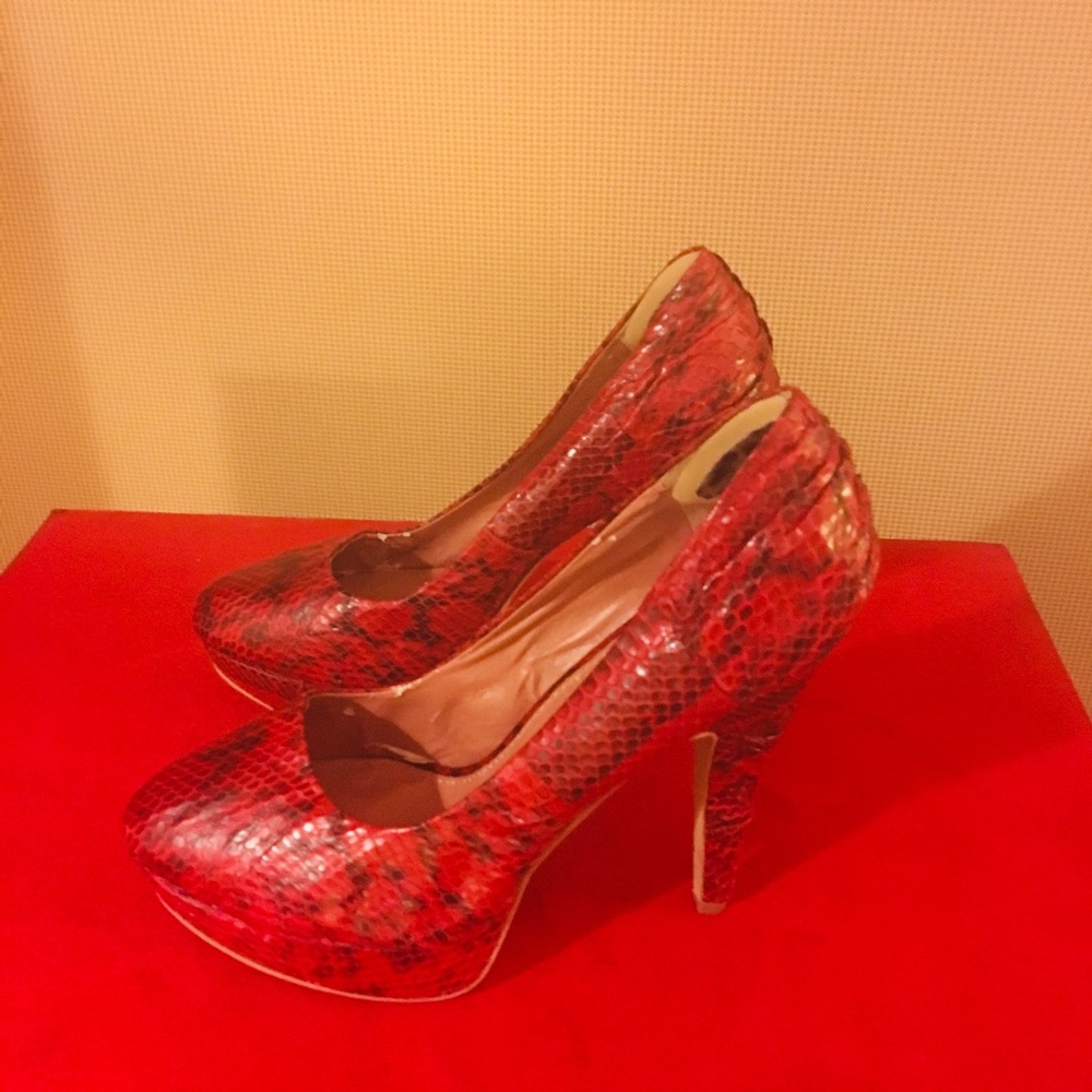Vince Camuto Platform Heels